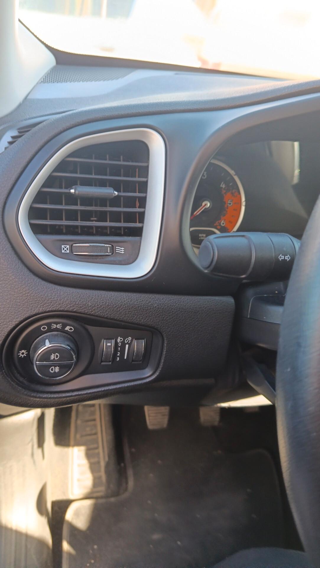 Jeep Renegade 1.6 Mjt 120 CV Longitude
