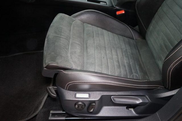 VOLKSWAGEN Passat Variant 2.0 TDI SCR EVO DSG Executive Certificata
