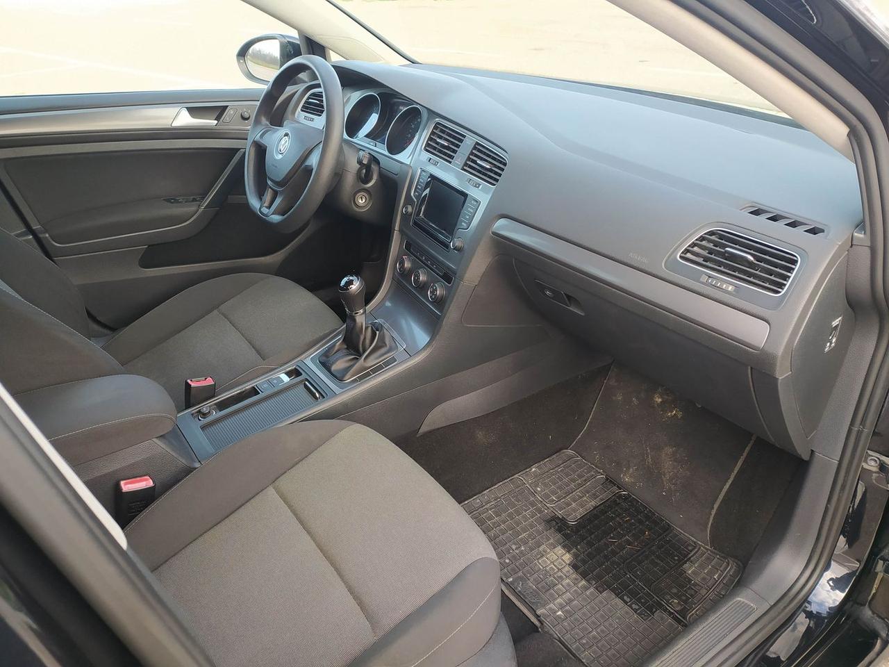 Volkswagen Golf Comfortline 1.6 TDI 110CV Bl #9567