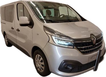 Renault Trafic 2.0 dci 9 Posti + Gancio
