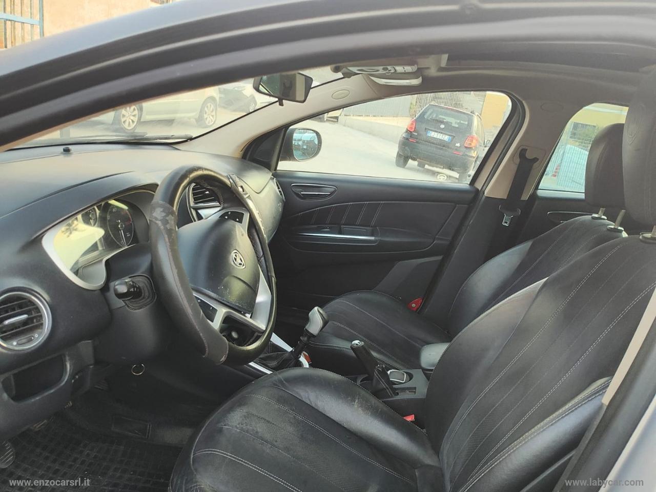 LANCIA Delta 1.6 MJT Platino TETTO APRIBILE, LED