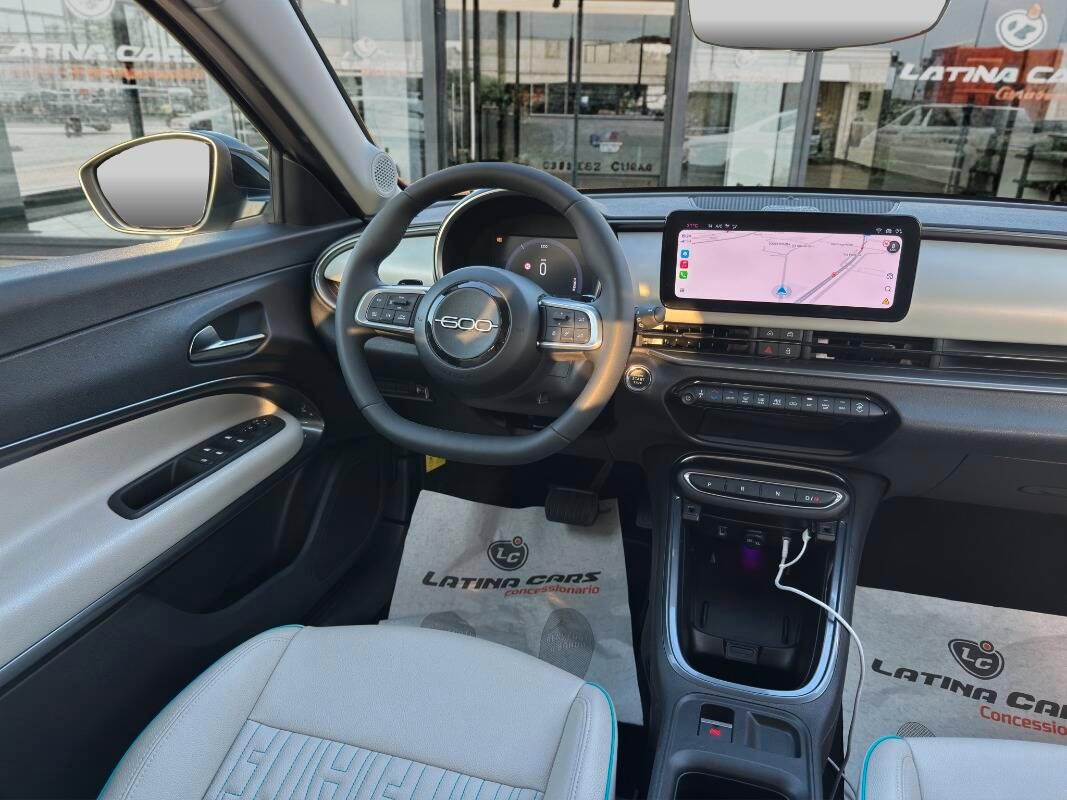 Fiat 600 1.2 hybrid La Prima 110cv AUTOM E TELECAMERA