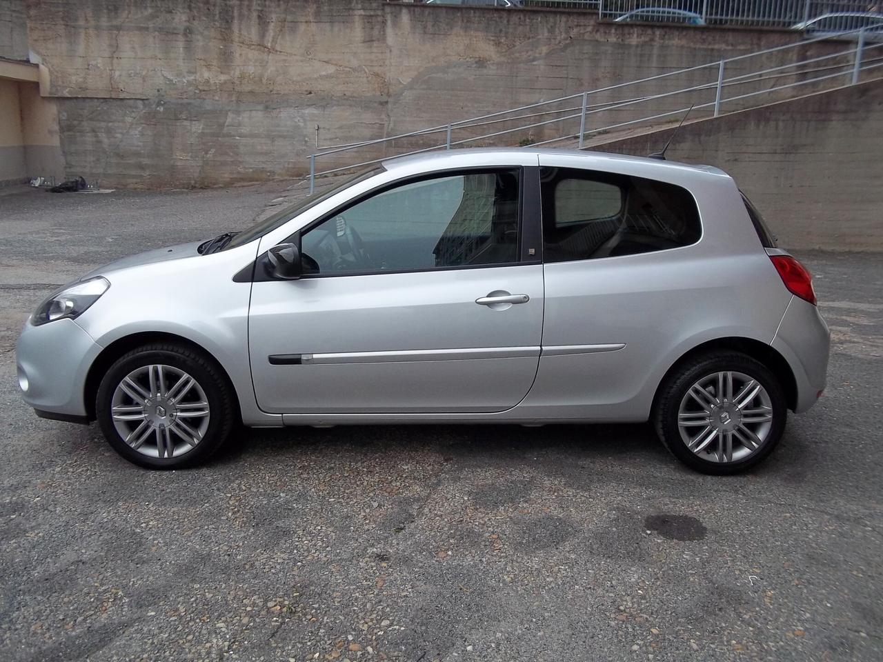 Renault Clio 20th Anniversario 1.5 Dci 3p Uniproprietario 114.400km Ok neopatentati E5