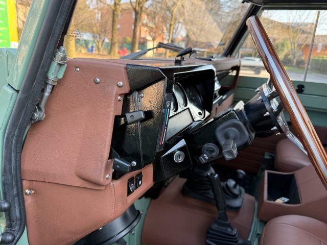 LAND ROVER Defender 300 TDI SOFT TOP 6 POSTI RESTAURO TOTALE