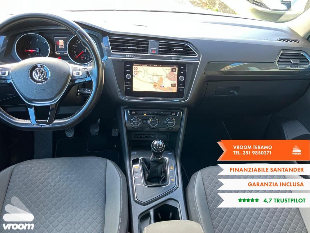 VOLKSWAGEN Tiguan 1.6 TDI SCR Sport BlueMotion ...