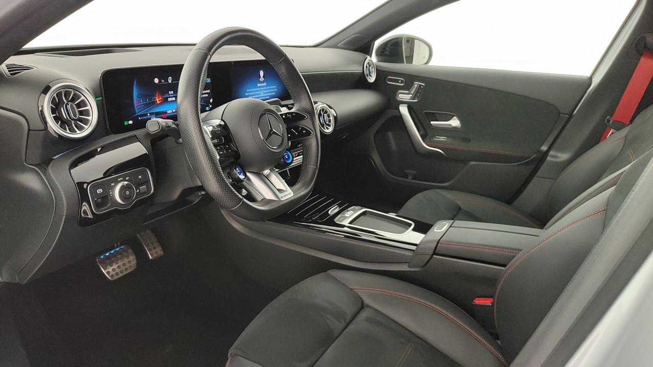Mercedes-Benz Classe A - W177 2023 - A AMG 35 AMG Line Premium Plus 4matic auto
