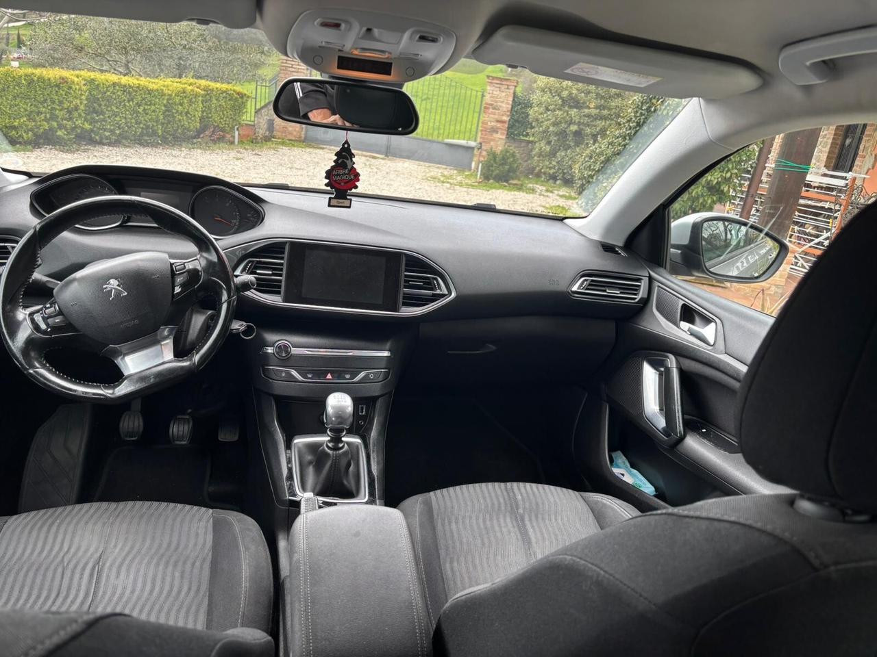 Peugeot 308 1.6 e-HDi 115 CV Stop&Start Business 2015