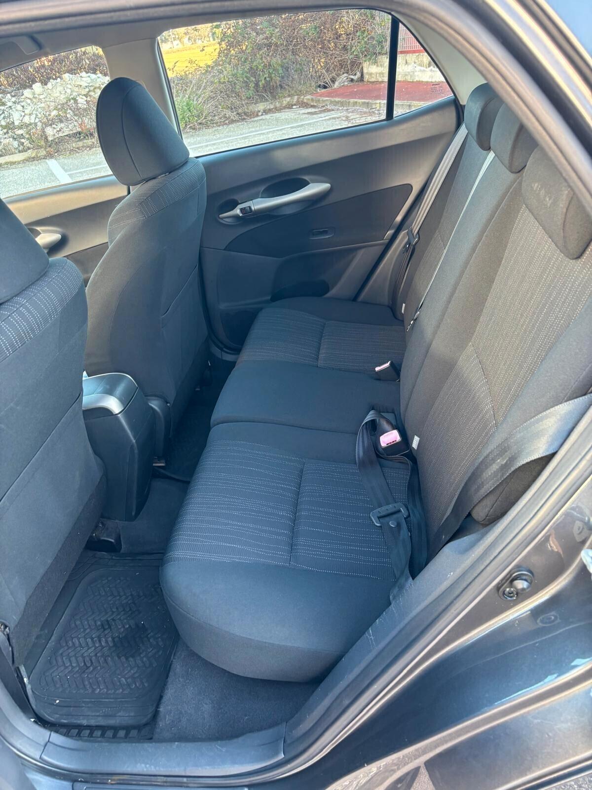 Toyota Auris 1.4 5 porte Sol SOLI 99000 KM UNICO PROPRIETARIO