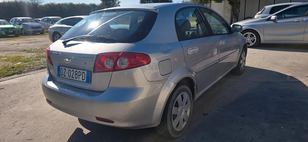 Chevrolet Lacetti 2.0 TCDi 16V 5 porte SX