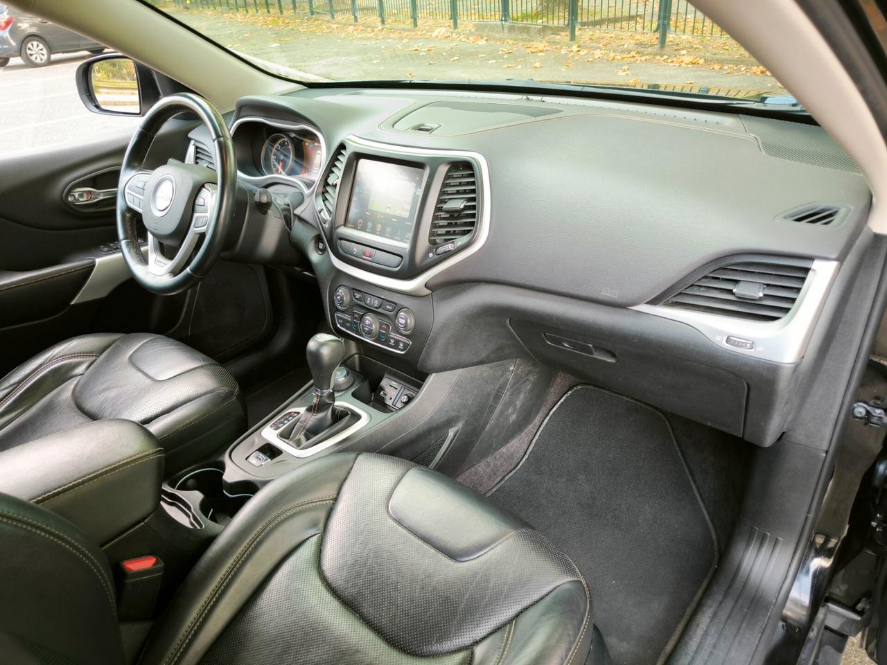 Jeep Cherokee 2.2 Mjt II 4WD Active Drive Overland