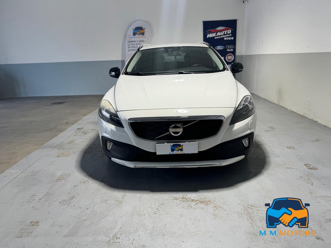 Volvo V40 Cross Country 2.0 d3 Summum s/b-xeno geartronic