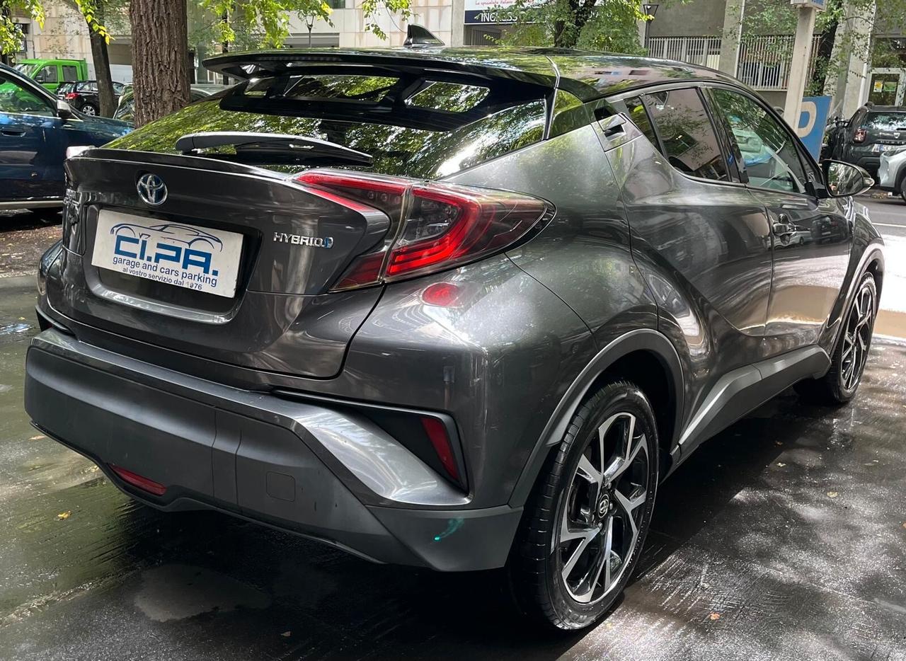 Toyota C-HR 1.8 Hybrid E-CVT Active