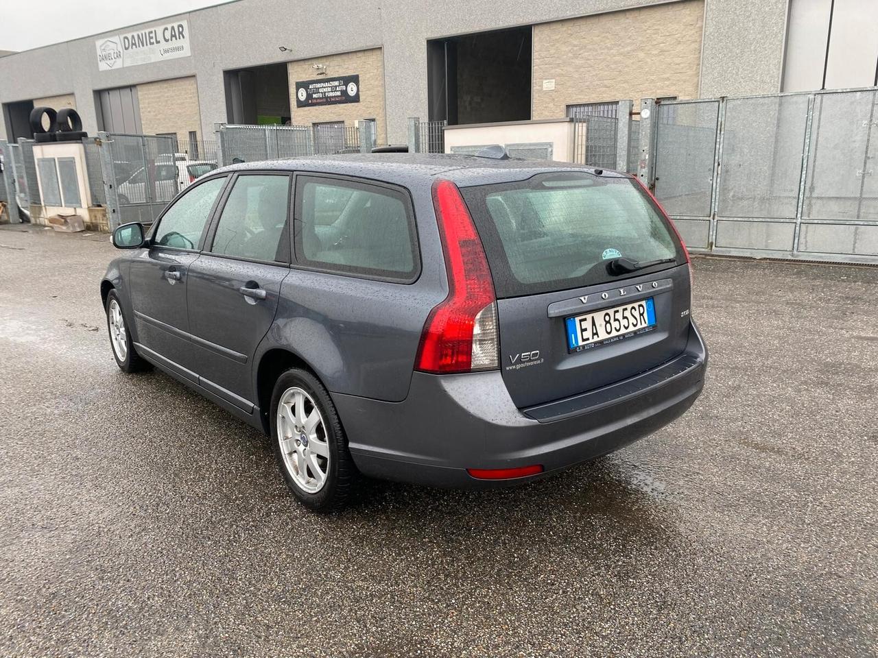 Volvo V50 D4 Summum 2.0 DIESEL 136 CAVALLI IVA DEDUCIBILE