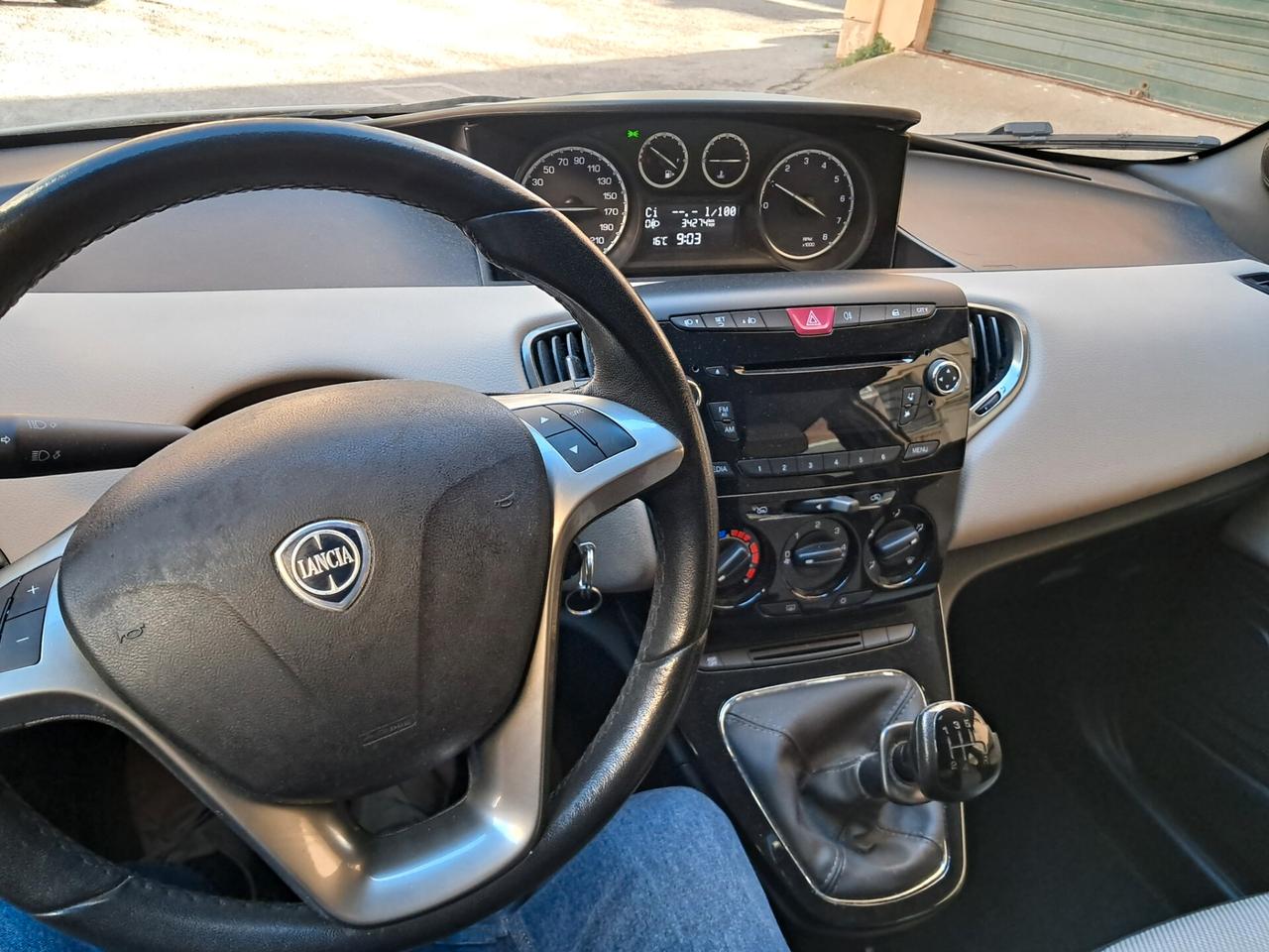 Lancia Ypsilon 1.2 69 CV 5 porte Gold