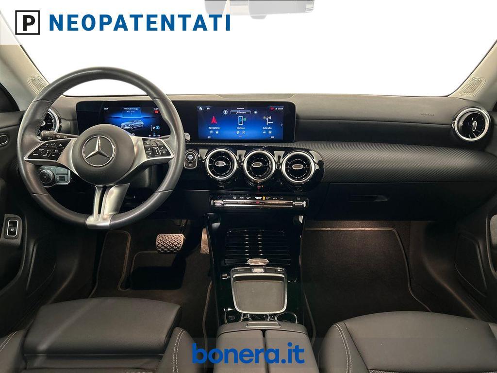 Mercedes CLA Shooting Brake 180 D Advanced 8G-DCT