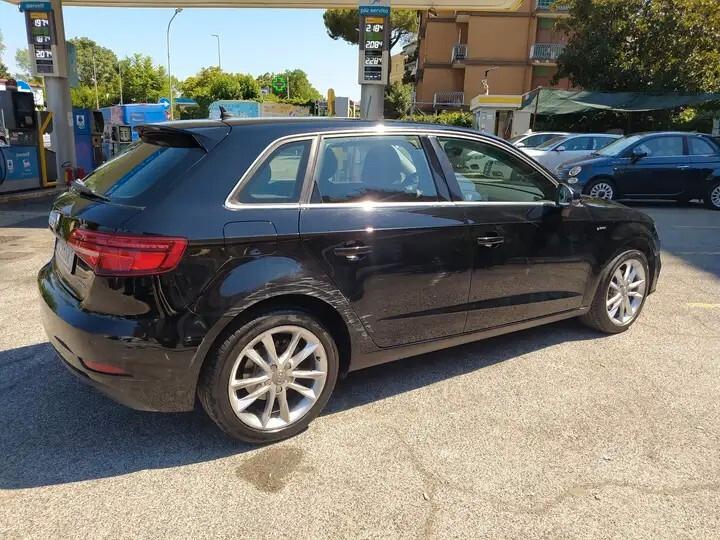 Audi A3 SPB 1.4 TFSI S tronic g-tron Sport