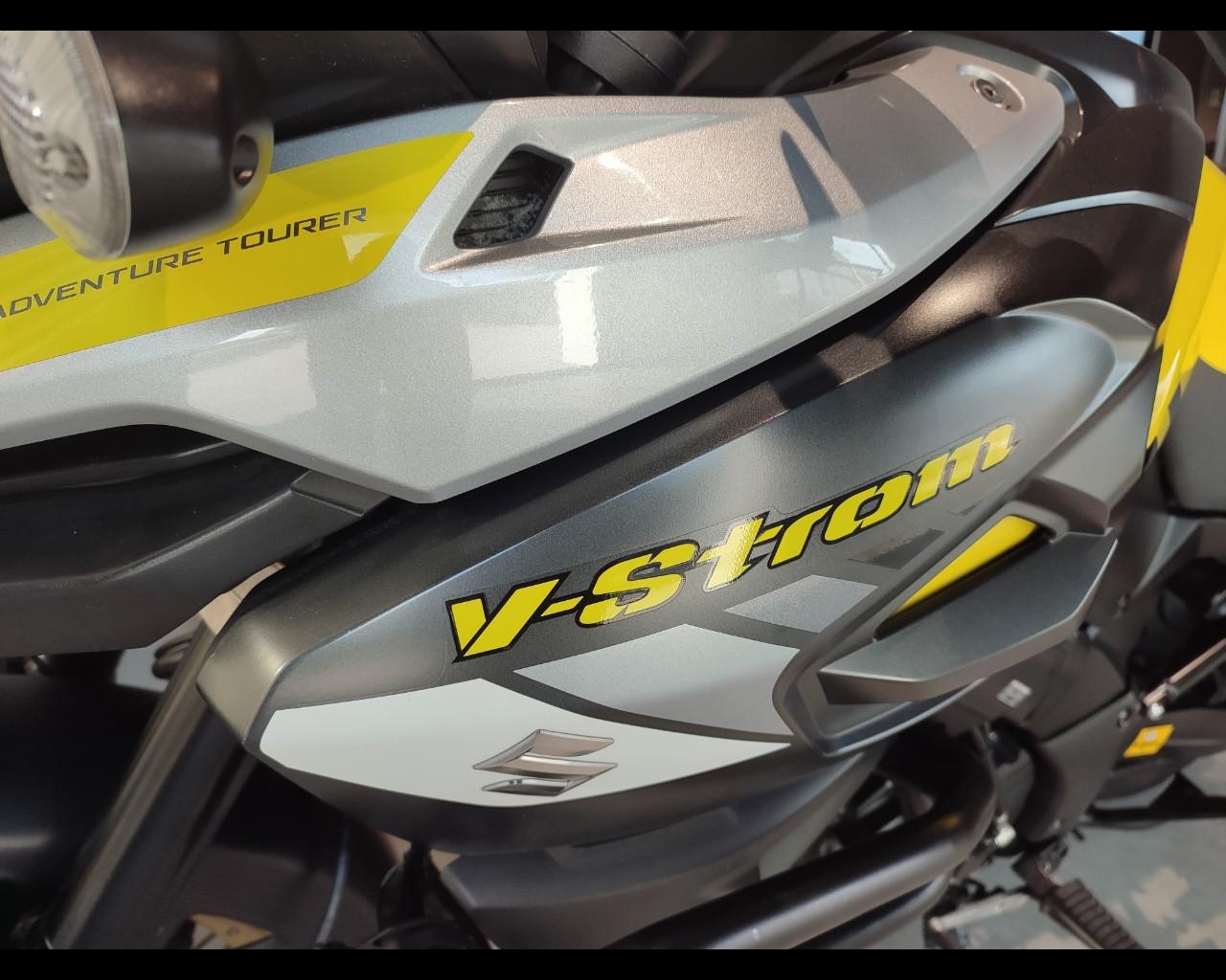 SUZUKI V Strom DL 1000 - ABS Globe Rider