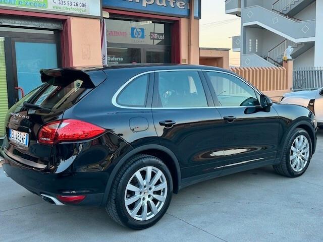 Porsche Cayenne 3.0 Diesel IVA ESPOSTA service Porsche Uni pro.