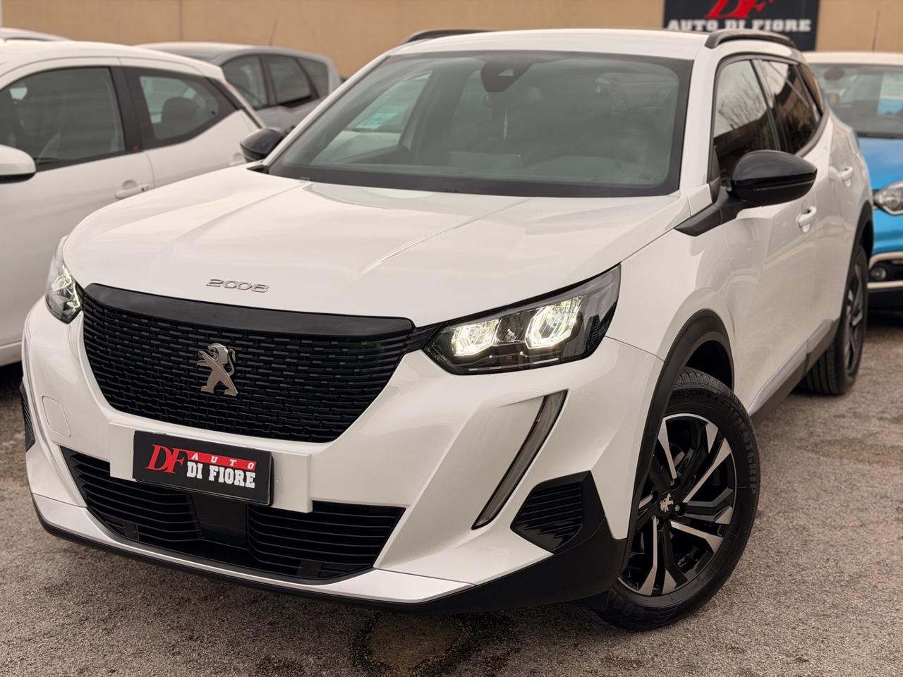 Peugeot 2008 1.5 BlueHDi 130 EAT8 Allure NAVI CAR PLAY