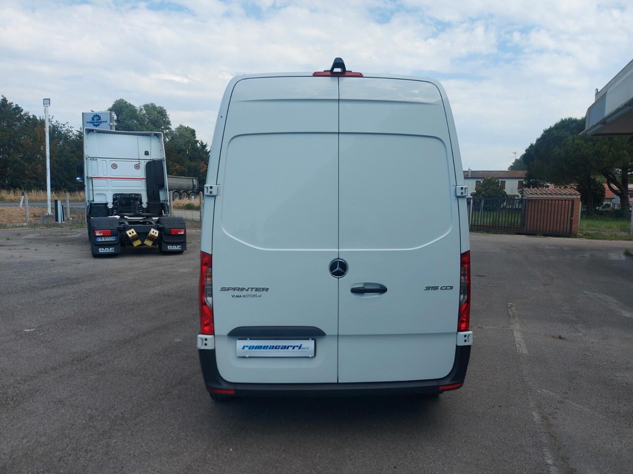 MERCEDES BENZ SPRINTER 315 KA CON RIVESTIMENTO ISOTERMICO E GRUPPO FRIGO