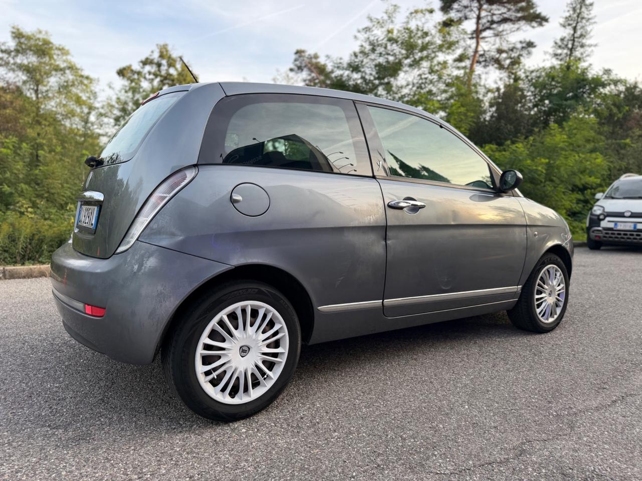 Lancia Ypsilon 1.2 Argento*Neopatentati*