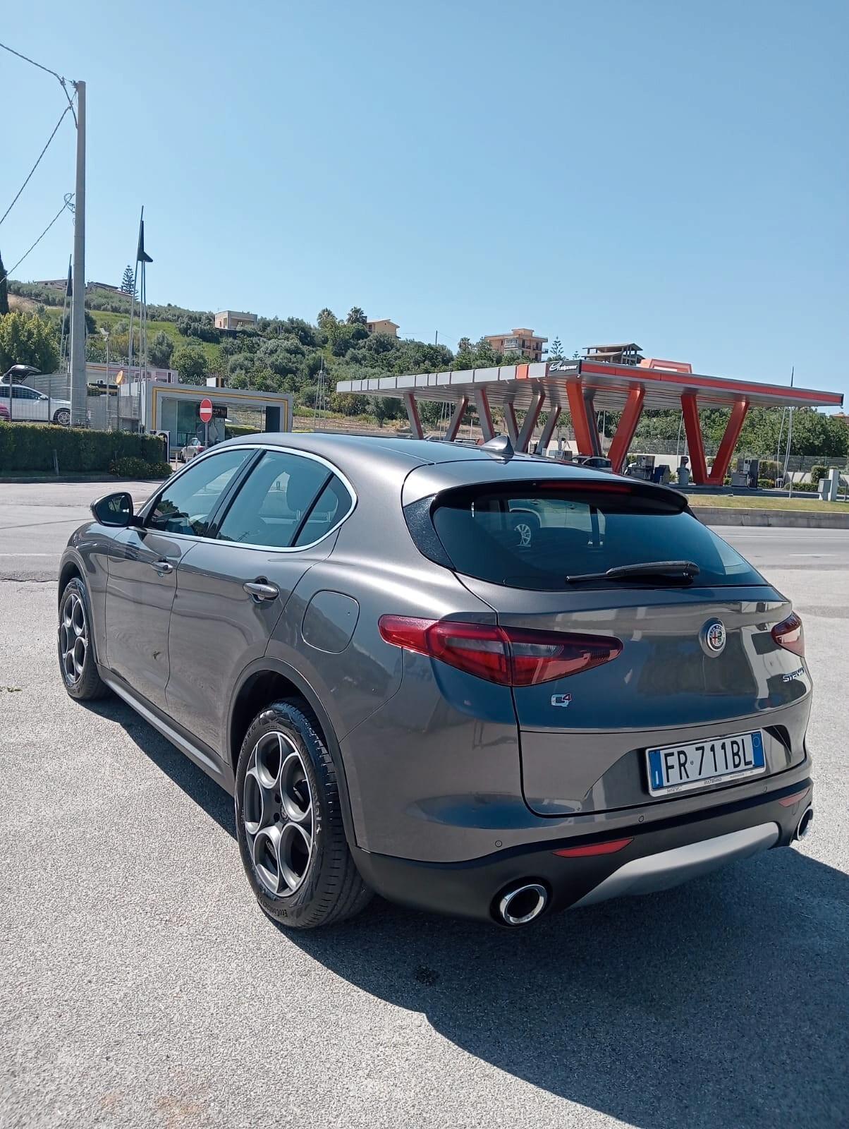 Alfa Romeo Stelvio 2.2 Turbodiesel 210 CV AT8 Q4 Super