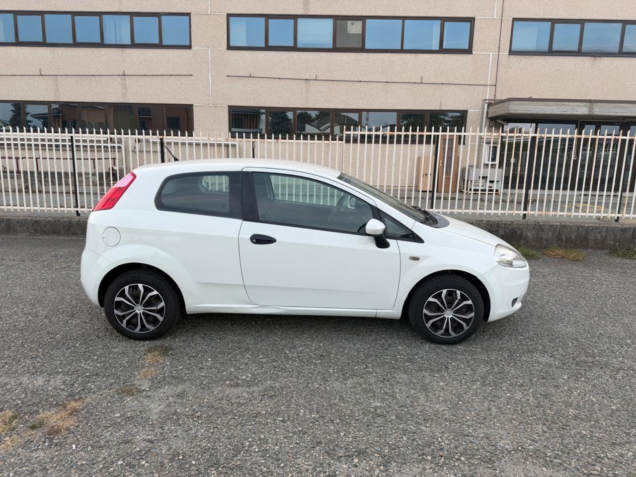 Fiat Grande Punto 1.4 GPL PERFETTA ( SU APPUNTAMENTO)
