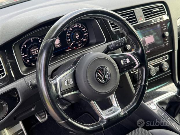 VOLKSWAGEN Golf TDI BMT R.PACK VIRTUAL COCKPIT X