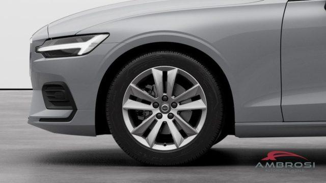 VOLVO V60 B4 Mild hybrid Benzina Core