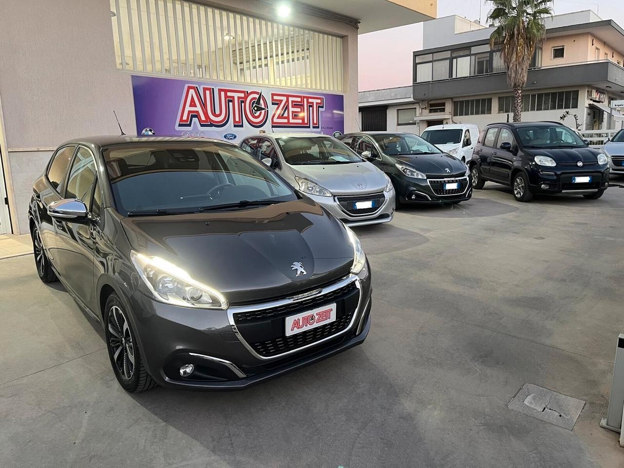 Peugeot 208 PureTech 83 S&S 5 porte Signature