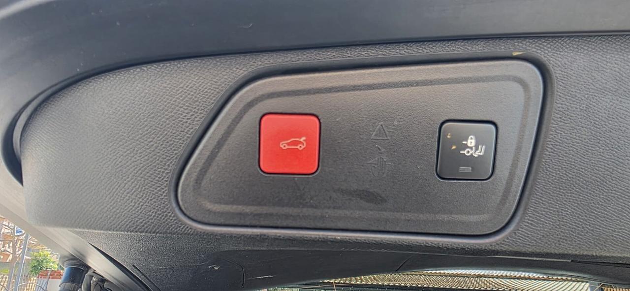 Peugeot 3008 BlueHDi 130 S&S EAT8 GT Pack