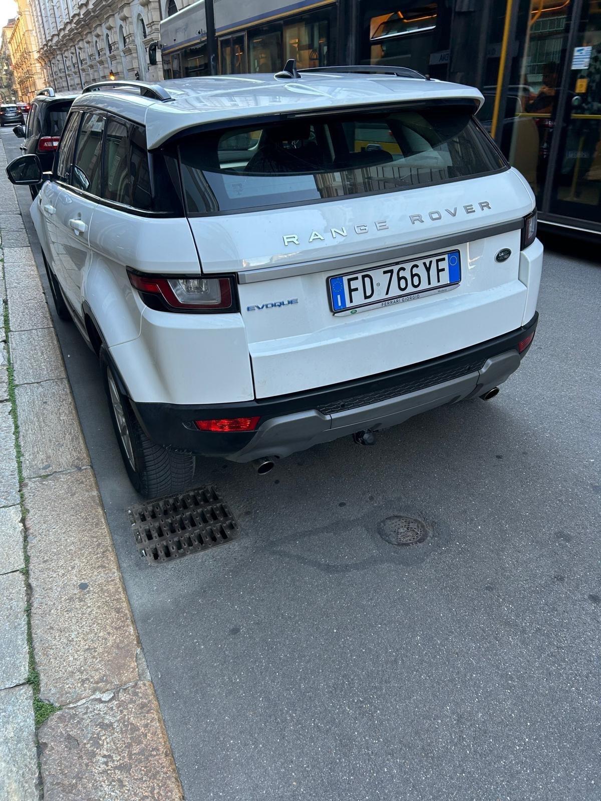 Range Rover Evoque 2.0 TD4 150 cv 4x4 Gancio traino ,Manuale
