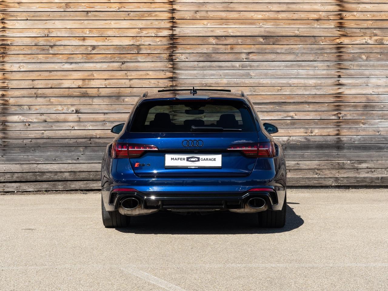 Audi A4 RS 4 Avant