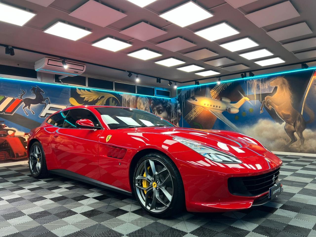 Ferrari GTC4 Lusso 3.9 T dct (296)