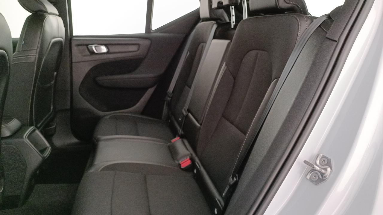 VOLVO XC40 2.0 d3 Business Plus awd my20