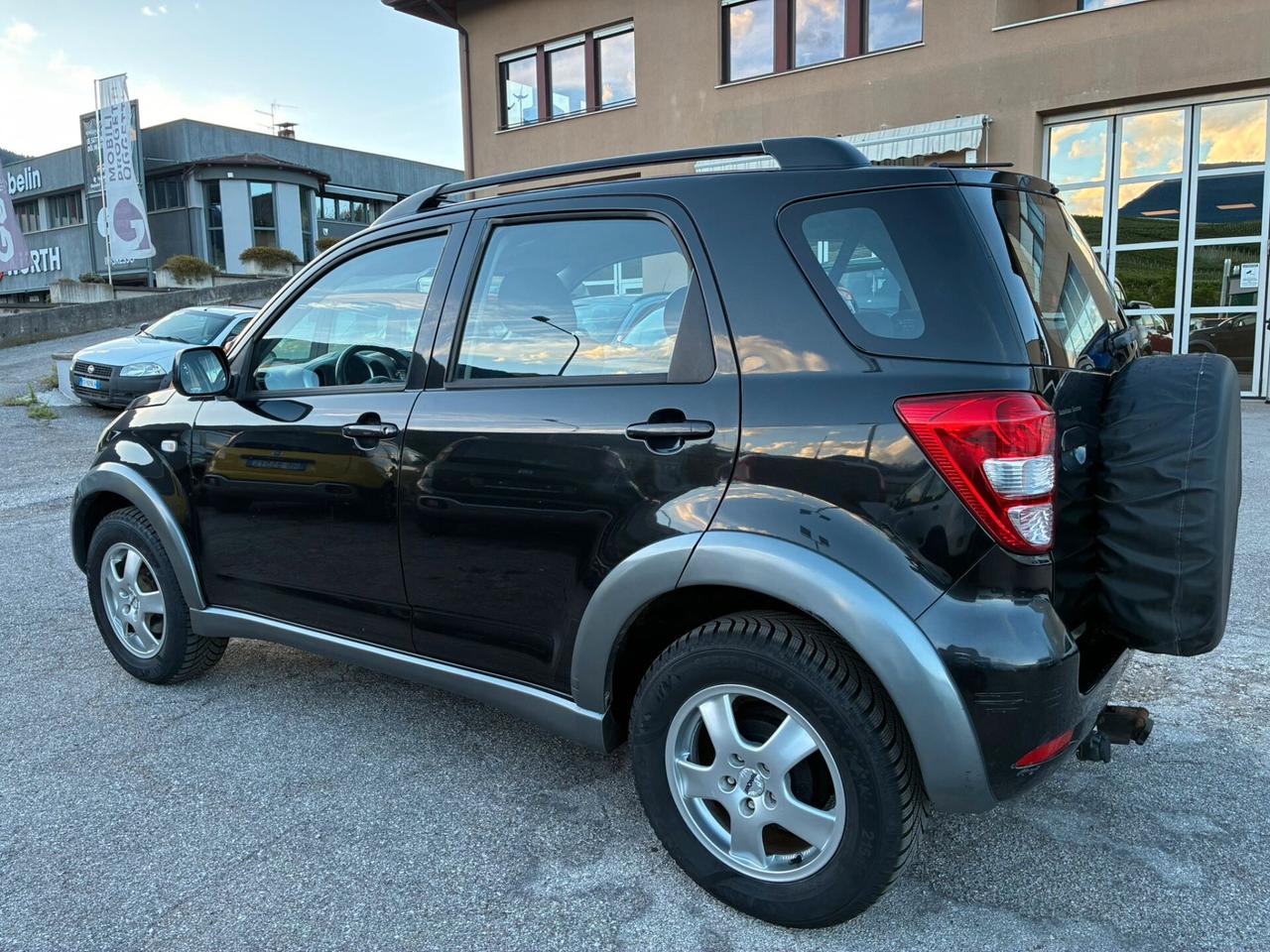 DAIHATSU TERIOS 1.5 4WD SX TOP - GANCIO TRAINO