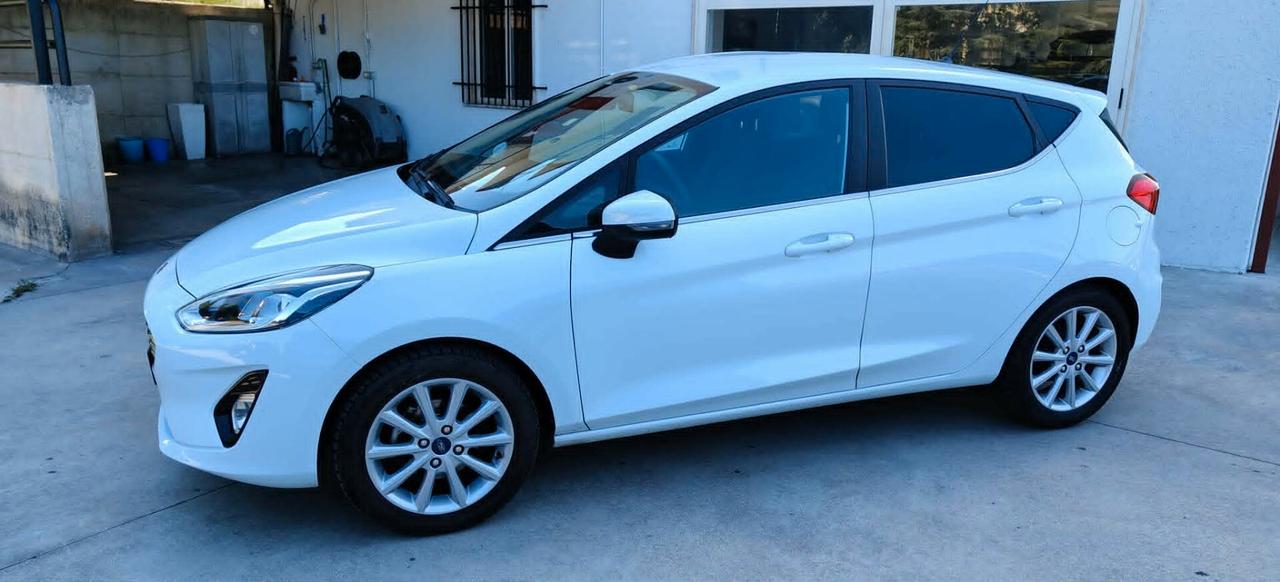 Ford Fiesta 1.1 75 CV GPL 5 porte Titanium