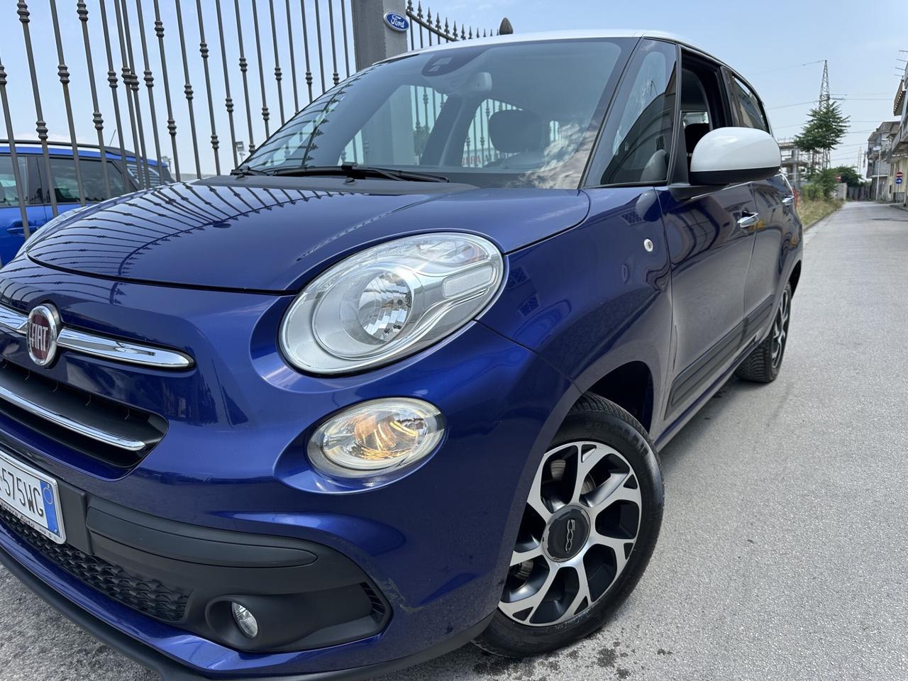 Fiat 500L 1.6 MJT 120 CV 2020 Bicolore Lounge
