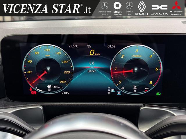 MERCEDES-BENZ GLB 180 d PREMIUM AMG