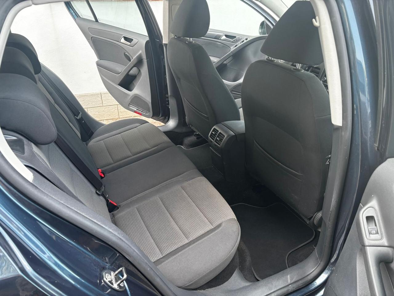 Volkswagen Golf 1.6 TDI DPF 5p. Comfortline BELLISSIMA IDONEA PER NEOPATENTATI UNICO PROPRIETARIO