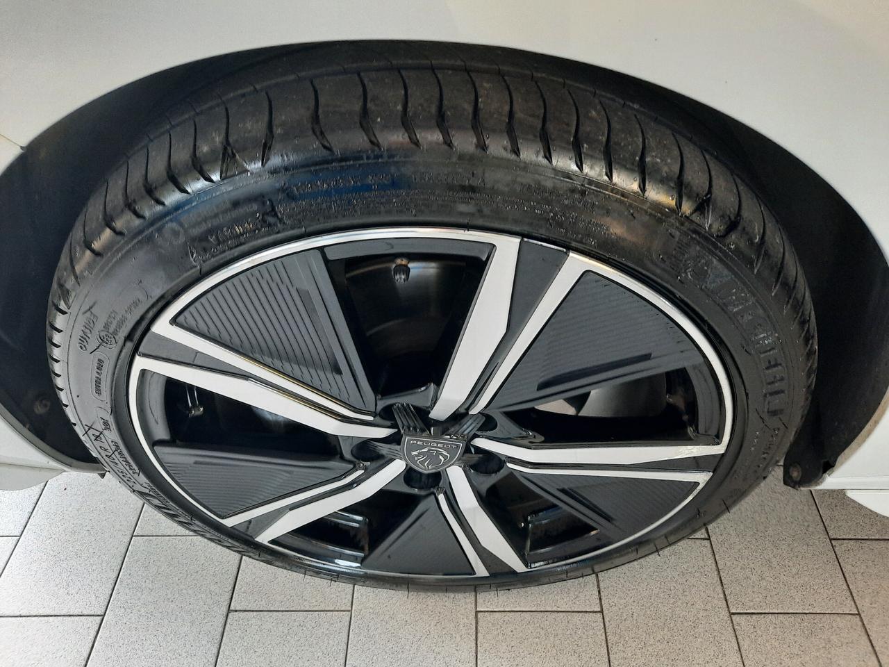 Peugeot 308 BlueHDi 130 S&S EAT8 SW GT