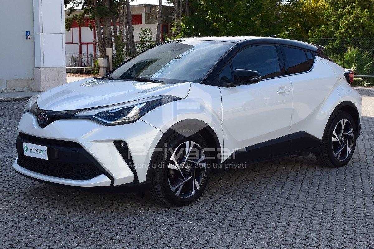TOYOTA C-HR 2.0 Hybrid E-CVT Trend