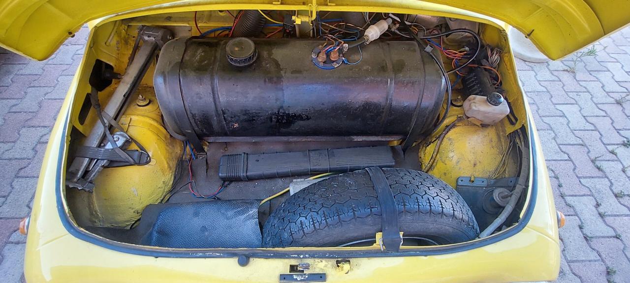 FIAT 500 TUTTA ORIGINALE CON PARECCHIE MODIFICHE TETTO APRIBILE MOTORE COME NUOVO