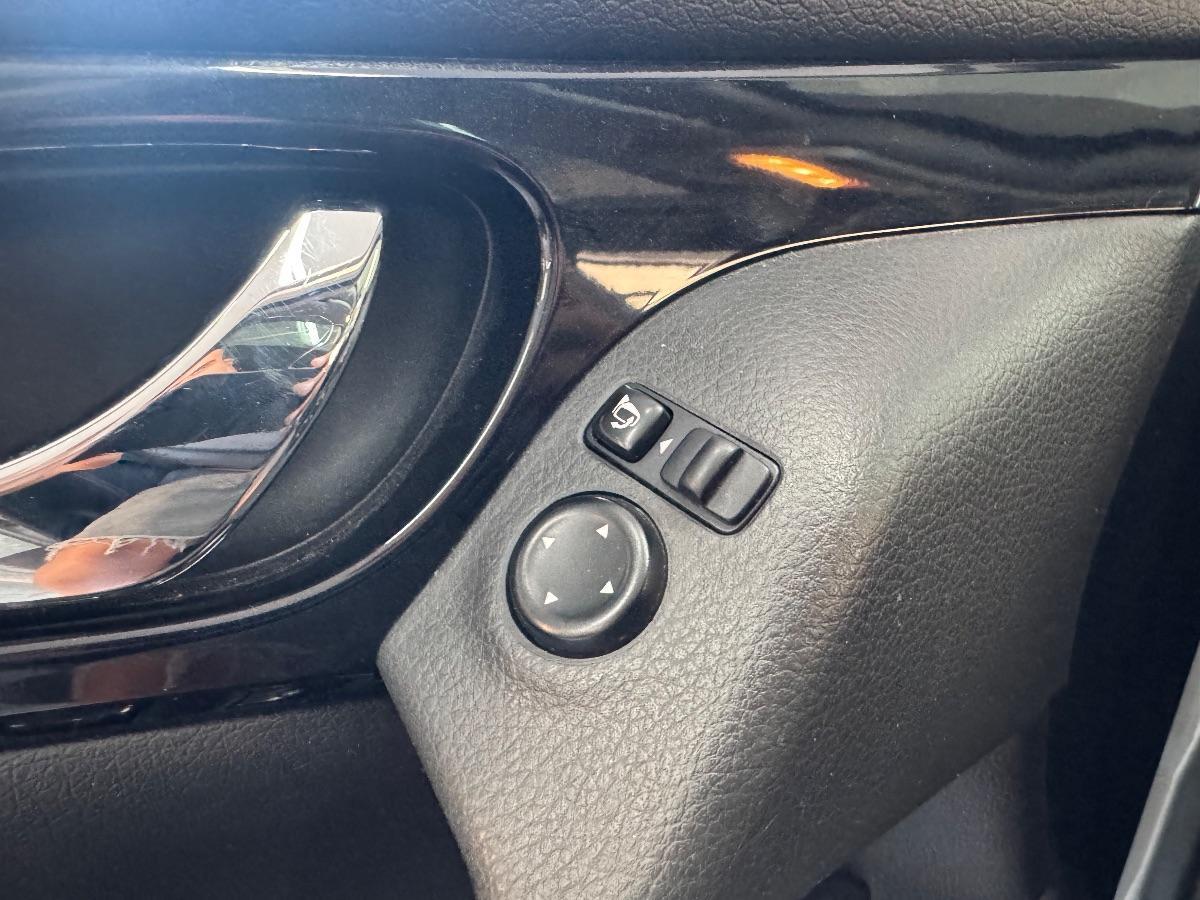 NISSAN QASHQAI 1.5 dCi Tekna TETTO/ NAVIGATORE/ RETROCAMERA
