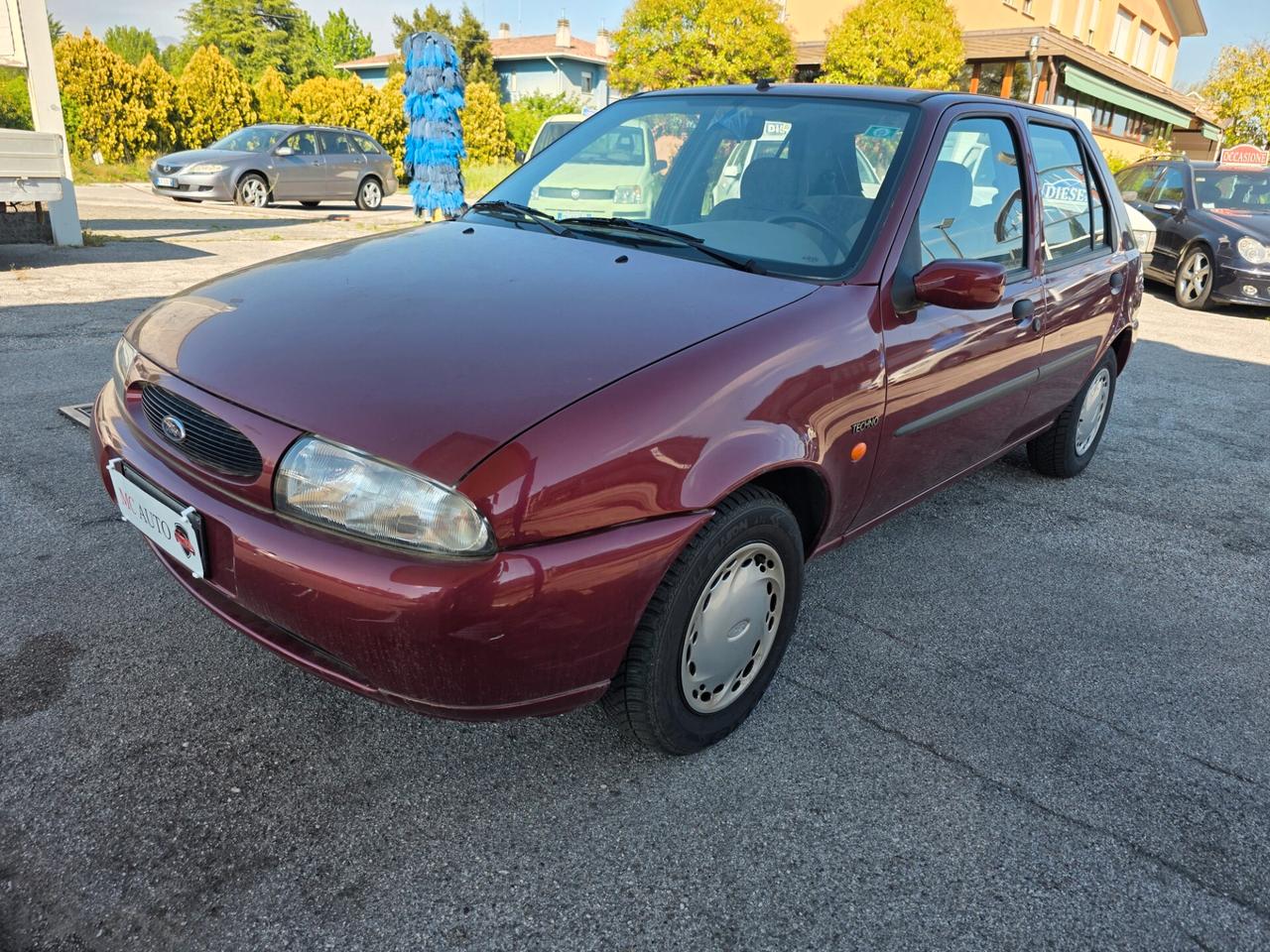 Ford Fiesta 1.2i 16V cat 5 porte Ghia con 150.000km Unicoproprietario