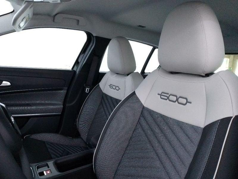 FIAT 600 1.2 hybrid Icon 145cv auto
