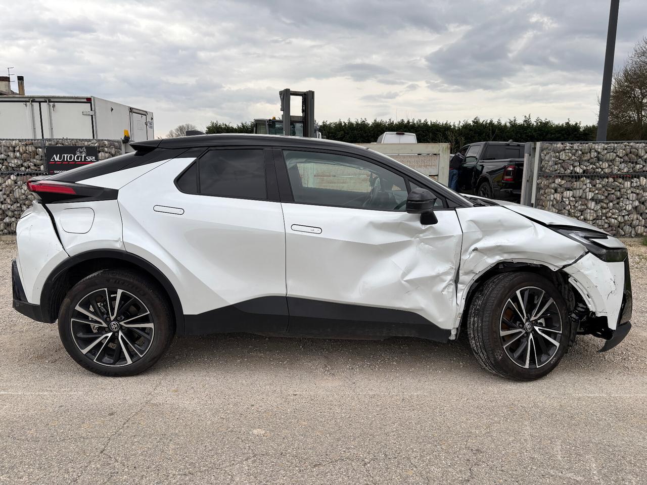 Toyota C-HR 2.0 PHEV Lounge