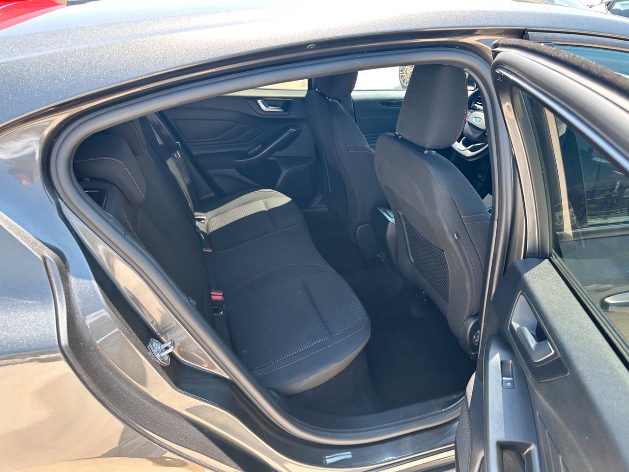Ford Focus 1.5 EcoBlue 115 CV automatico 5p. ST-Line