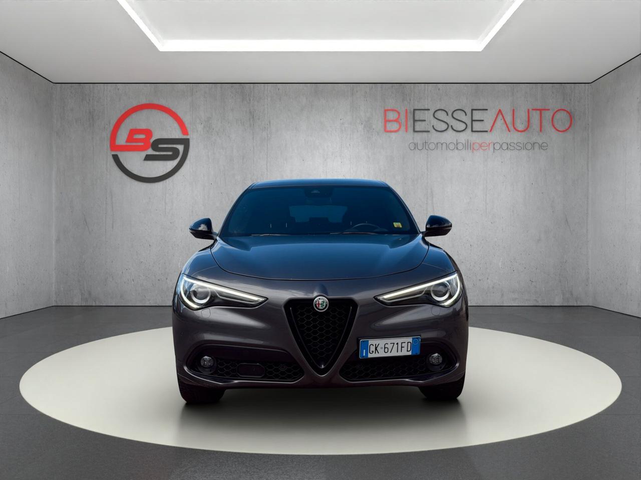Alfa Romeo Stelvio 2.2 Turbodiesel 210 CV AT8 Q4 Veloce