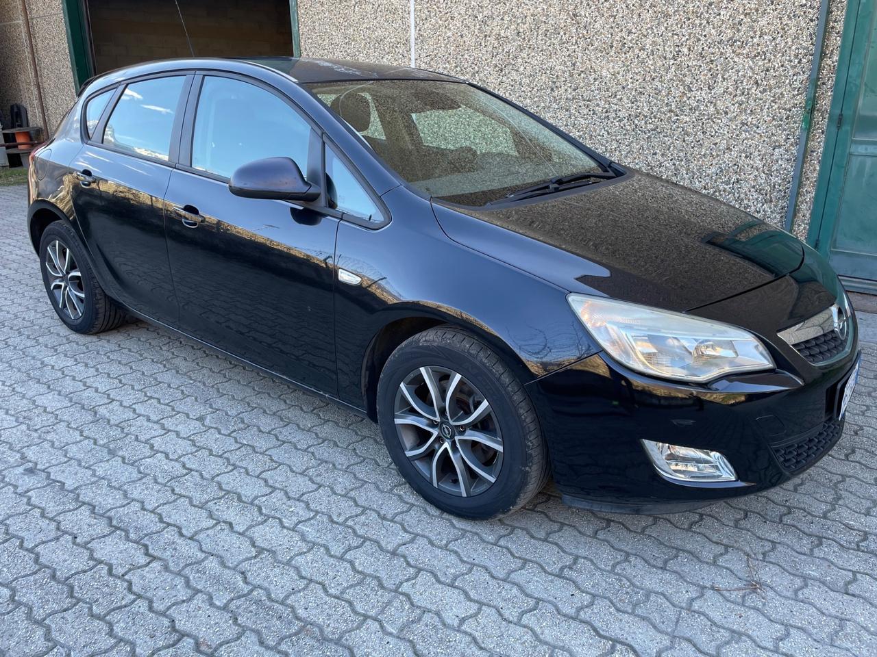 Opel Astra 1.7 CDTI 110CV 5 porte Elective